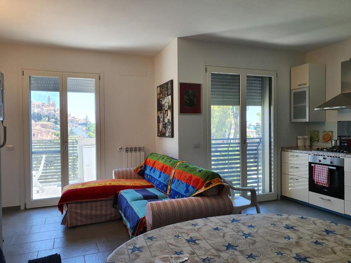 Casa Di Clara Apartment San Bartolomeo Al Mare Exterior photo