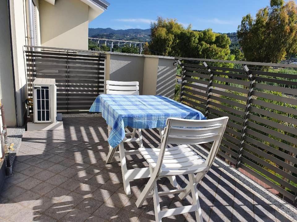 Casa Di Clara Apartment San Bartolomeo Al Mare Exterior photo